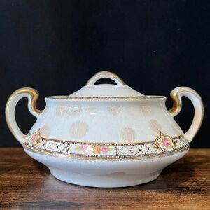 Homer Laughlin Covered Sugar Bowl